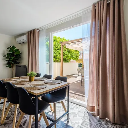 Apartment Bela Vista A In Lisbon